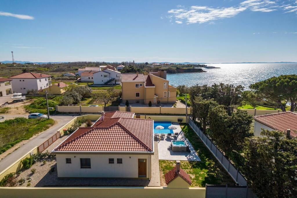 Villa Mattina, With Heated Pool And Jacuzzi Privlaka  Dış mekan fotoğraf