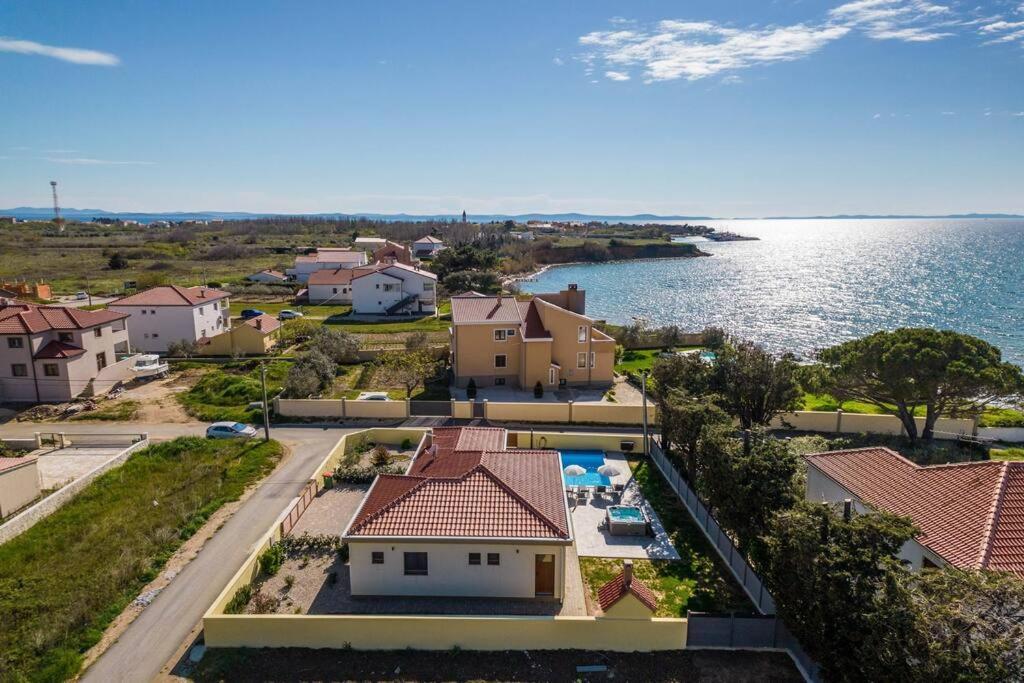 Villa Mattina, With Heated Pool And Jacuzzi Privlaka  Dış mekan fotoğraf