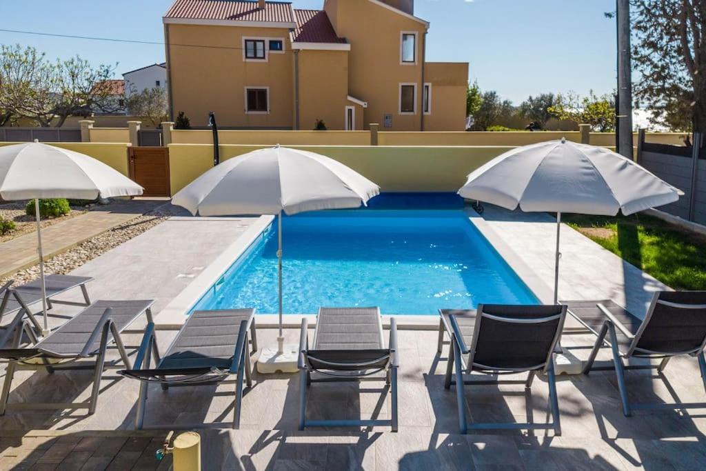 Villa Mattina, With Heated Pool And Jacuzzi Privlaka  Dış mekan fotoğraf