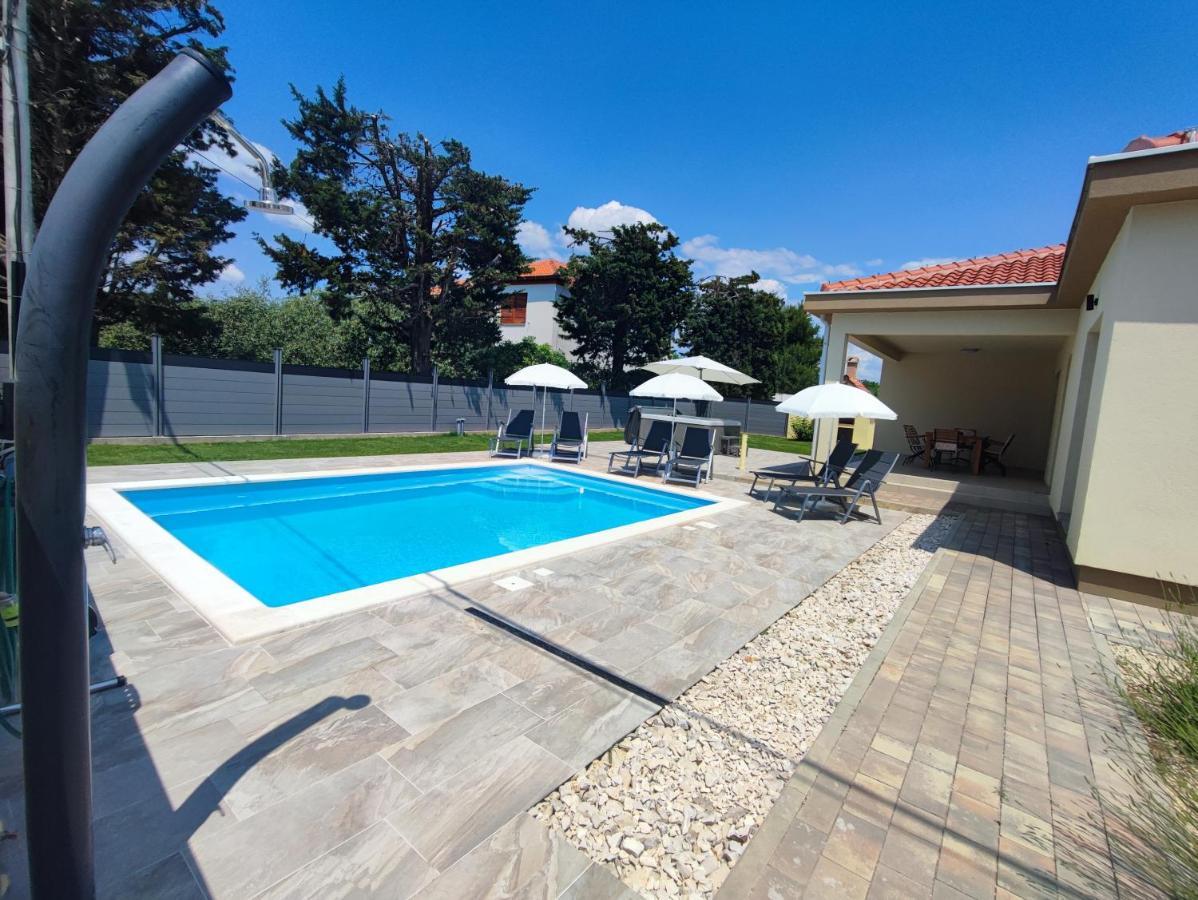 Villa Mattina, With Heated Pool And Jacuzzi Privlaka  Dış mekan fotoğraf